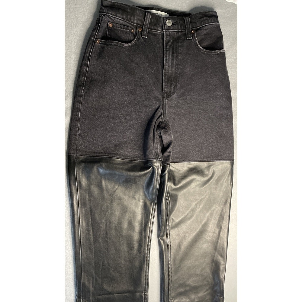 Abercrombie & Fitch Jeans Womens 24‎ Black 90s Straight Curve Love Faux Leather